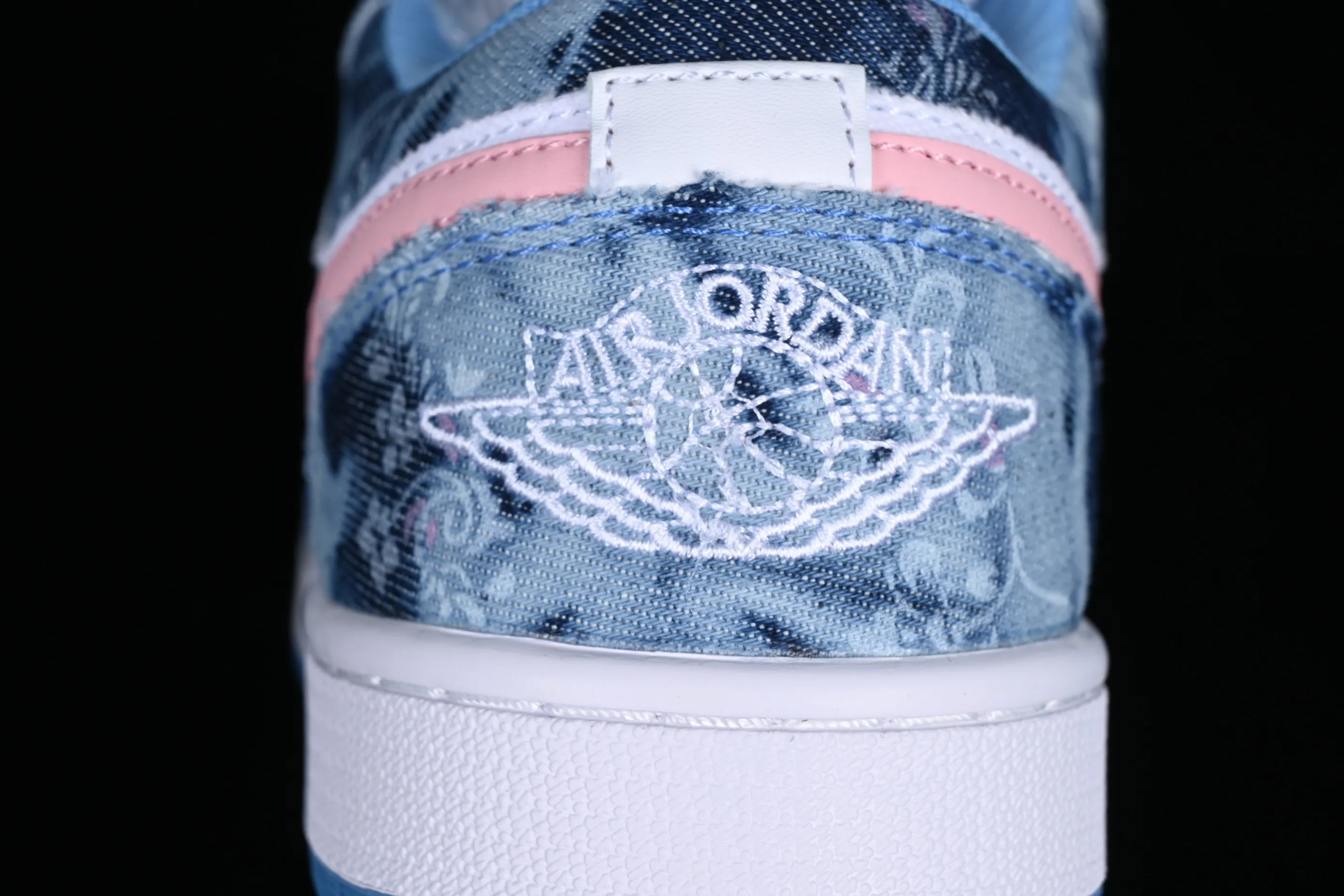 All categories Air Jordan Jordan series basketball shoes Air Jordan 1 Low Z version Air Jordan 1 Low "Washed Denim" AJ1 Joe 1 denim pink hook washed denim low-top casual sneakers DM8947-100